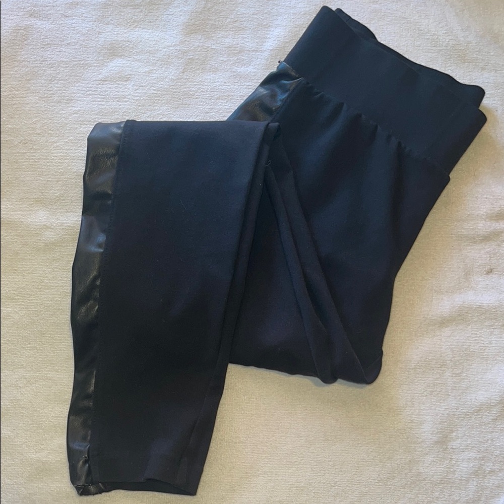 The Limited Black Leggings  M